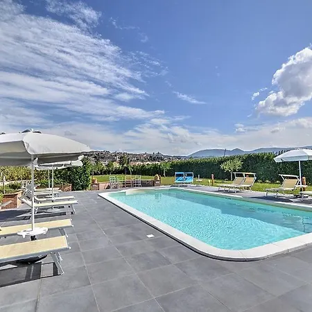 Apartment Sleeps 4 Pool Air Con Wifi *